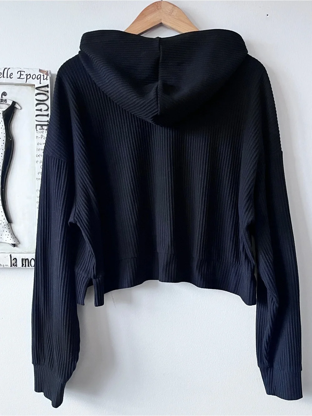 ALO Yoga Black Muse Ribbed Cropped  Hoodie Women’s Athleisure Size L